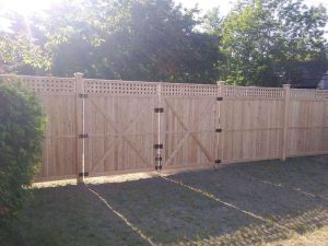 good-neighbor-tongue-and-groove-square-lattice